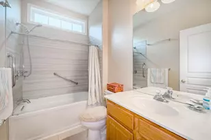 40 Betts Dr, Washington Crossing, PA 18977 - Photo 32