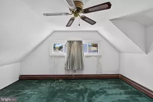 17 Idolstone Rd, Levittown, PA 19057 - Photo 10
