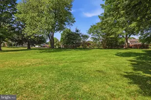 77 Cameron Dr, Holland, PA 18966 - Photo 46