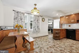 77 Cameron Dr, Holland, PA 18966 - Photo 14