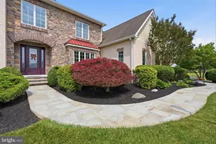 51 Wordsworth Dr, Ivyland, PA 18974 - Photo 2