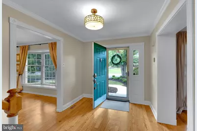 203 S Esther Lane, Yardley, PA 19067 - Photo 4