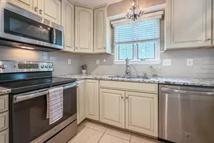 309 Hollow Branch Ln, Yardley, PA 19067 - Photo 6