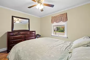 327 Elmwood Ave, Feasterville-Trevose, PA 19053 - Photo 24
