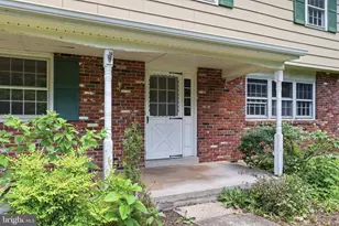 290 Cherry Blossom Dr, Holland, PA 18966 - Photo 2