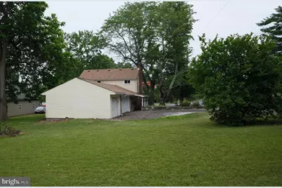 451 N Main Street, Chalfont, PA 18914 - Photo 4