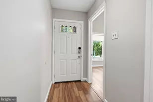 1720 Julie Ct, Bensalem, PA 19020 - Photo 2