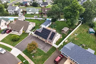 10 Indian Red Rd, Levittown, PA 19057 - Photo 30
