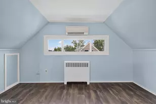 10 Indian Red Rd, Levittown, PA 19057 - Photo 18