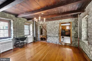 1350 Old Plains Rd, Pennsburg, PA 18073 - Photo 6