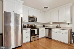 3 N Sycamore Street N, Newtown, PA 18940 - Photo 4