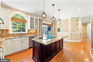 8 Golfview Dr, Warminster, PA 18974 - Photo 22