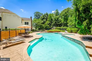 8 Golfview Dr, Warminster, PA 18974 - Photo 40