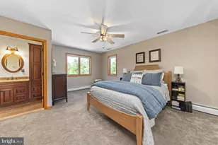 1074 N Easton Rd, Doylestown, PA 18902 - Photo 16