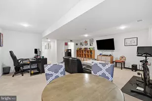 302 Foxtail Ln, Chalfont, PA 18914 - Photo 32