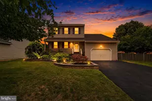 1934 Colonial Dr, Croydon, PA 19021 - Photo 1