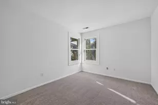 284 Woods Edge Pl, Langhorne, PA 19047 - Photo 20