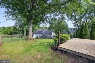 284 Woods Edge Pl, Langhorne, PA 19047 - Photo 34