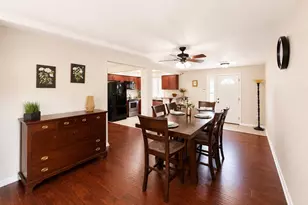 32 Great Oak Rd, Levittown, PA 19057 - Photo 8