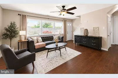 32 Great Oak Road, Levittown, PA 19057 - Photo 6