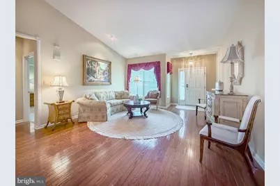233 Shady Brook Drive, Langhorne, PA 19047 - Photo 2