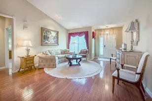 233 Shady Brook Dr, Langhorne, PA 19047 - Photo 2