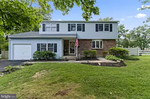 866 Decker Ln, Warminster, PA 18974 - Photo 1