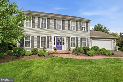 271 Saxony Drive, Newtown, PA 18940 - Photo 2