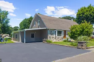 6242 Garrett Ave, Bensalem, PA 19020 - Photo 2