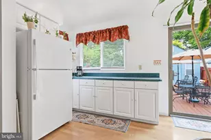 79 Park Ave, Morrisville, PA 19067 - Photo 12
