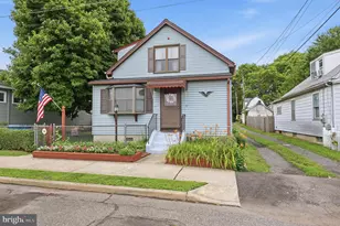79 Park Ave, Morrisville, PA 19067 - Photo 1