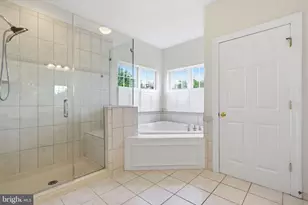 1105 William Penn Dr, Bensalem, PA 19020 - Photo 36