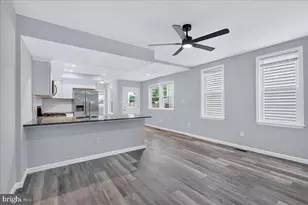 627 Pine St, Bristol, PA 19007 - Photo 6