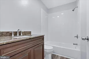 627 Pine St, Bristol, PA 19007 - Photo 16