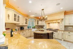 3525 Wellsford Ln, Doylestown, PA 18902 - Photo 14