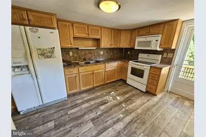 1 Elm Street #4, Quakertown, PA 18951 - Photo 2