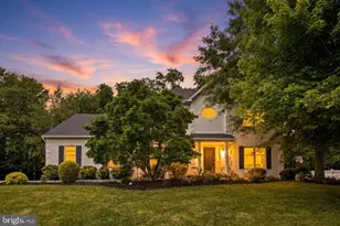 278 Cinnabar Ln, Yardley, PA 19067 - Photo 2