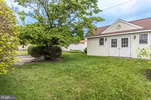 23 Begonia Ln, Levittown, PA 19054 - Photo 68