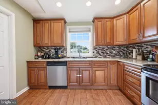 59 Iroquois Rd, Levittown, PA 19057 - Photo 10