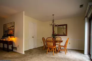 212 Clover Hill Ct, Yardley, PA 19067 - Photo 4