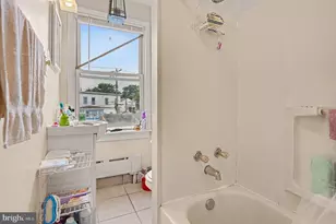 236 Hayes St, Bristol, PA 19007 - Photo 16