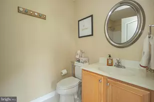 1901 Park Dr, Newtown, PA 18940 - Photo 70