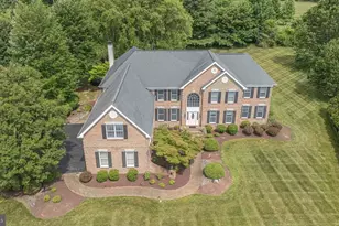 1901 Park Dr, Newtown, PA 18940 - Photo 2