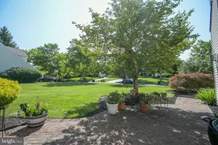 7 Claremont Dr, Doylestown, PA 18901 - Photo 14