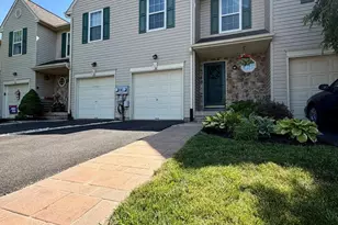 176 Strawberry Ln, Perkasie, PA 18944 - Photo 4