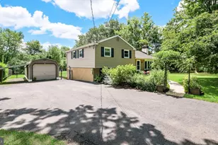 6244 Groveland Rd, Pipersville, PA 18947 - Photo 4