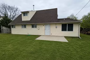 71 Handy Rd, Levittown, PA 19056 - Photo 14