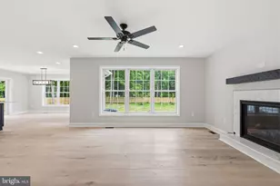 171 E Highland, Langhorne, PA 19047 - Photo 10