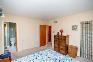 494 Overlook Dr, Warminster, PA 18974 - Photo 16