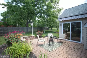 105 Devonshire Way, Sellersville, PA 18960 - Photo 4